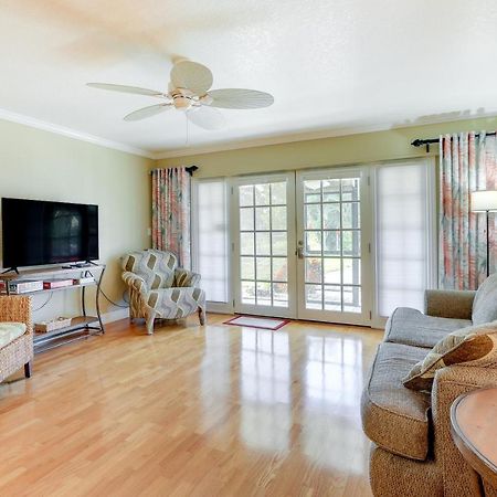 Welcoming Sarasota Vacation Rental With Pool! Exterior photo