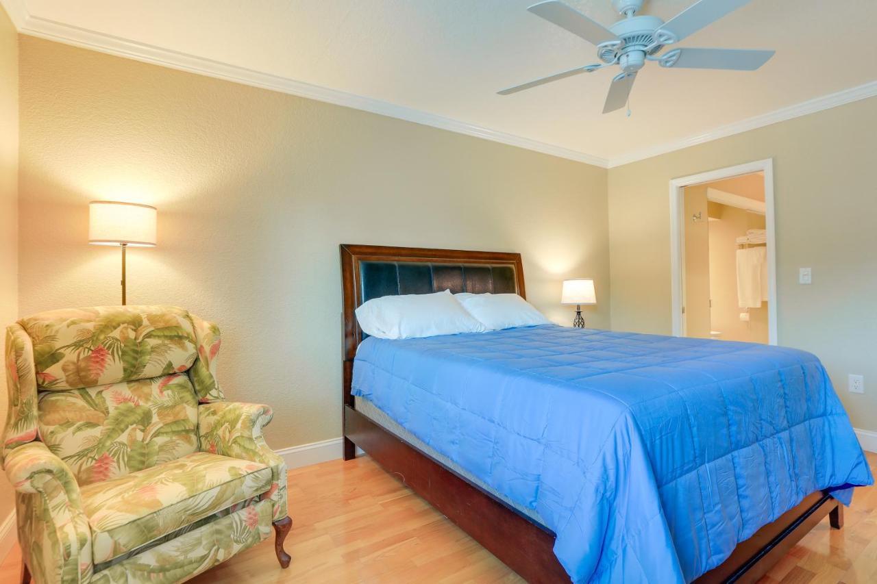 Welcoming Sarasota Vacation Rental With Pool! Exterior photo