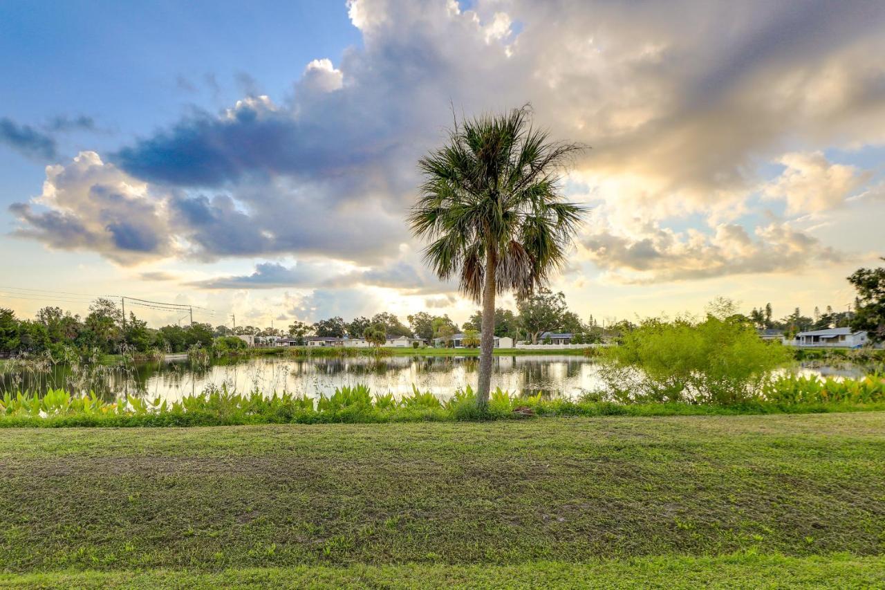 Welcoming Sarasota Vacation Rental With Pool! Exterior photo